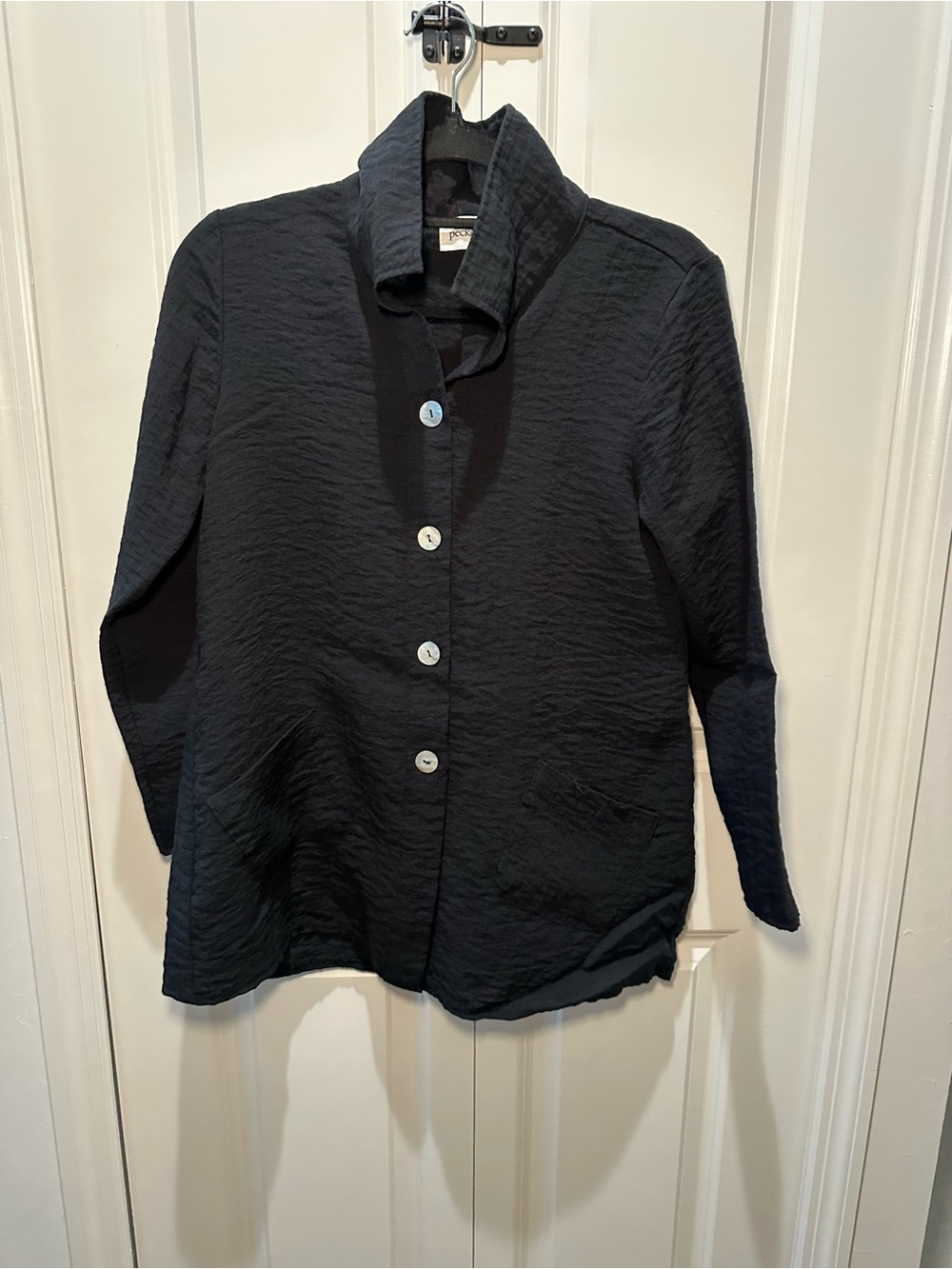 Peck & Peck Black Textured Button-Down Shirt Jacket